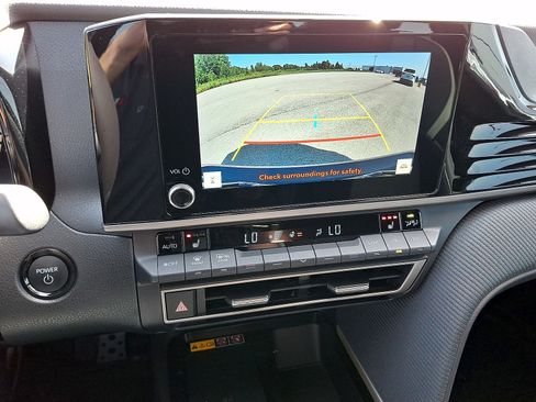 Used 2025 Toyota Camry SE w/ Convenience Package AWD/4WD image 15