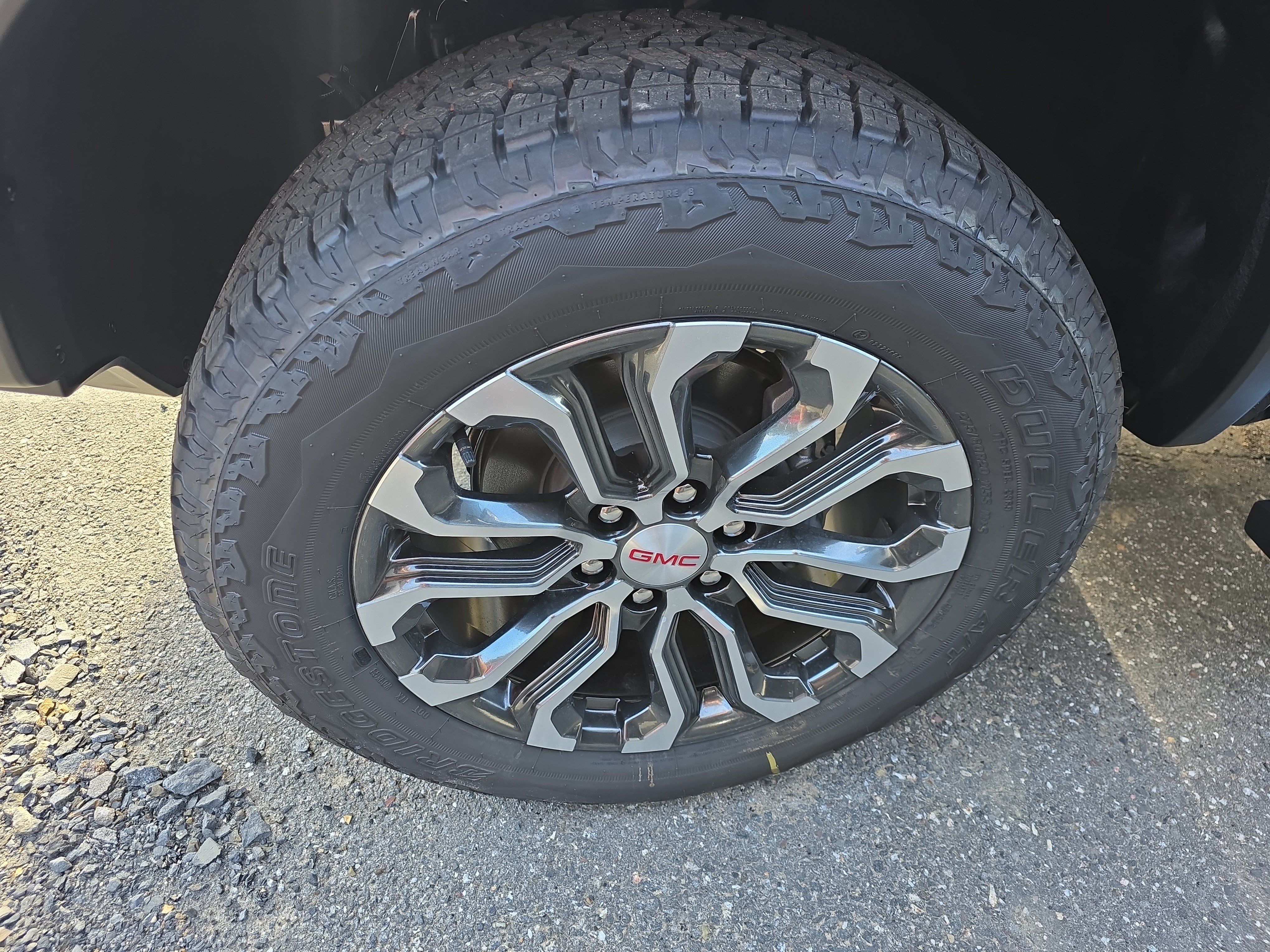 New 2026 GMC Canyon Denali AWD/4WD image 9