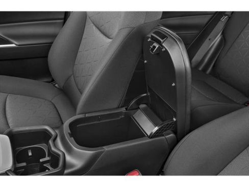 Used 2024 Toyota RAV4 AWD Hybrid image 17