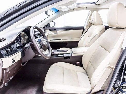 Used 2016 Lexus ES 350 w/ Accessory Package image 26