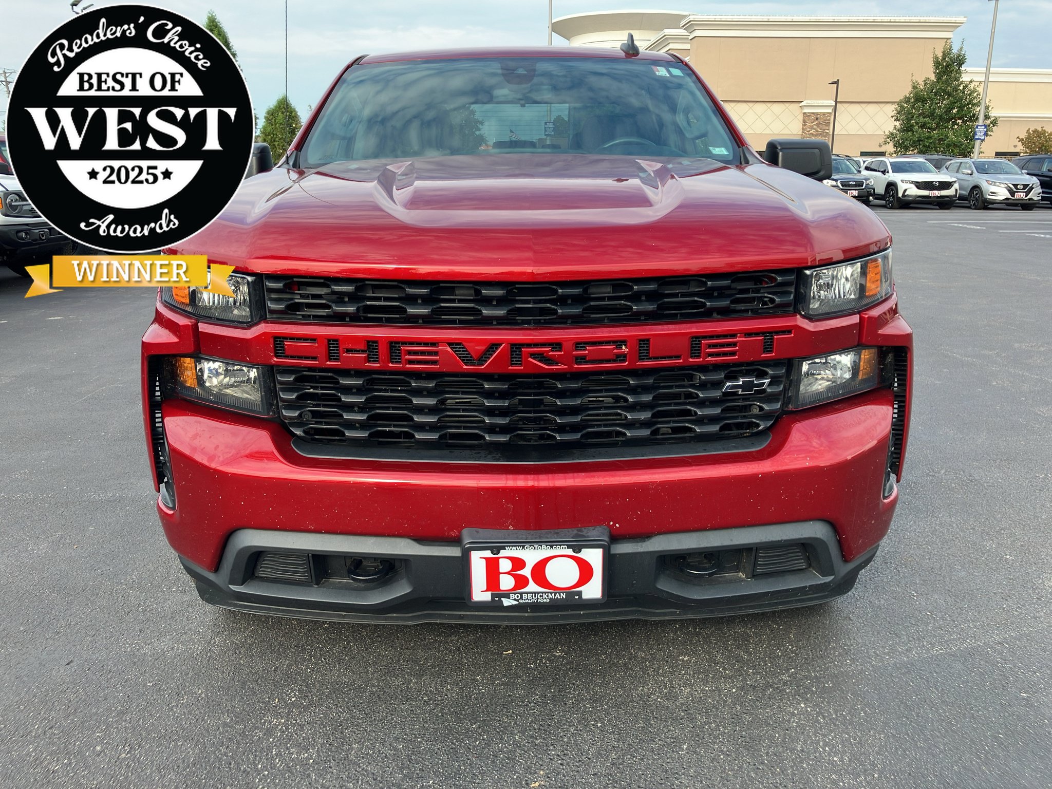 Used 2022 Chevrolet Silverado 1500 Custom w/ LPO, Dark Essentials Package AWD/4WD image 1