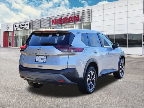 Certified 2023 Nissan Rogue SV image 4