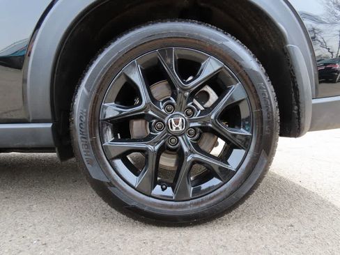 Certified 2025 Honda HR-V Sport image 9
