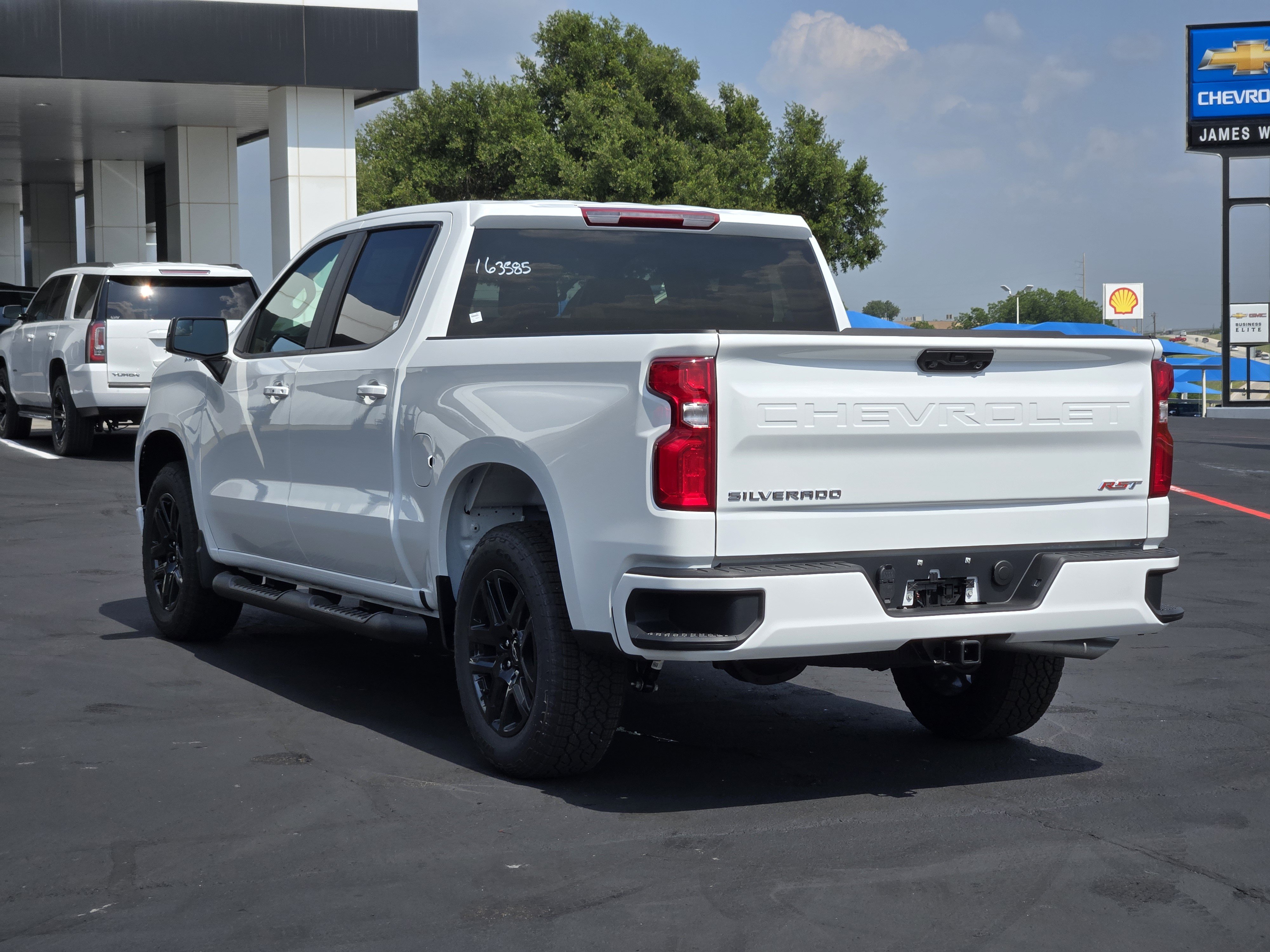 New 2026 Chevrolet Silverado 1500 RST w/ RST Select Package RWD image 3
