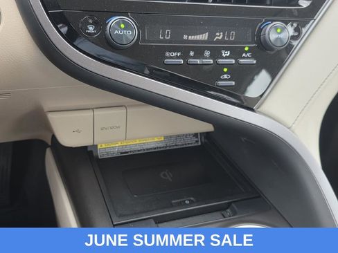 Used 2021 Toyota Camry XLE FWD image 18