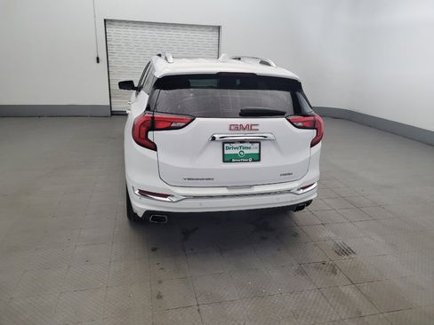 Used 2020 GMC Terrain Denali w/ Denali Premium Package AWD/4WD image 6