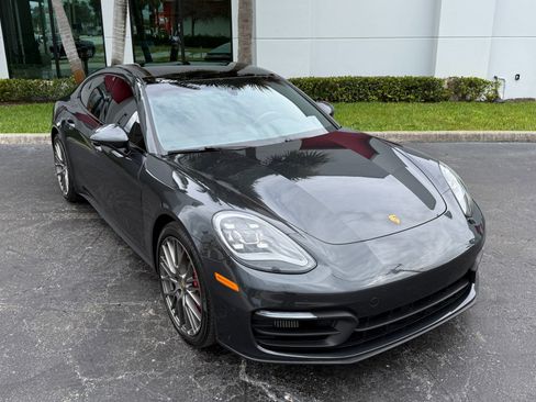 Used 2022 Porsche Panamera 4S image 5