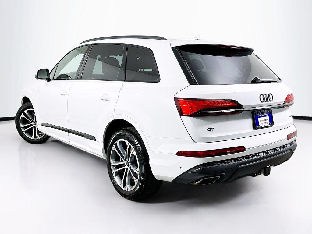 Used 2026 Audi Q7 2.0T Premium w/ Convenience Plus Package AWD/4WD image 6