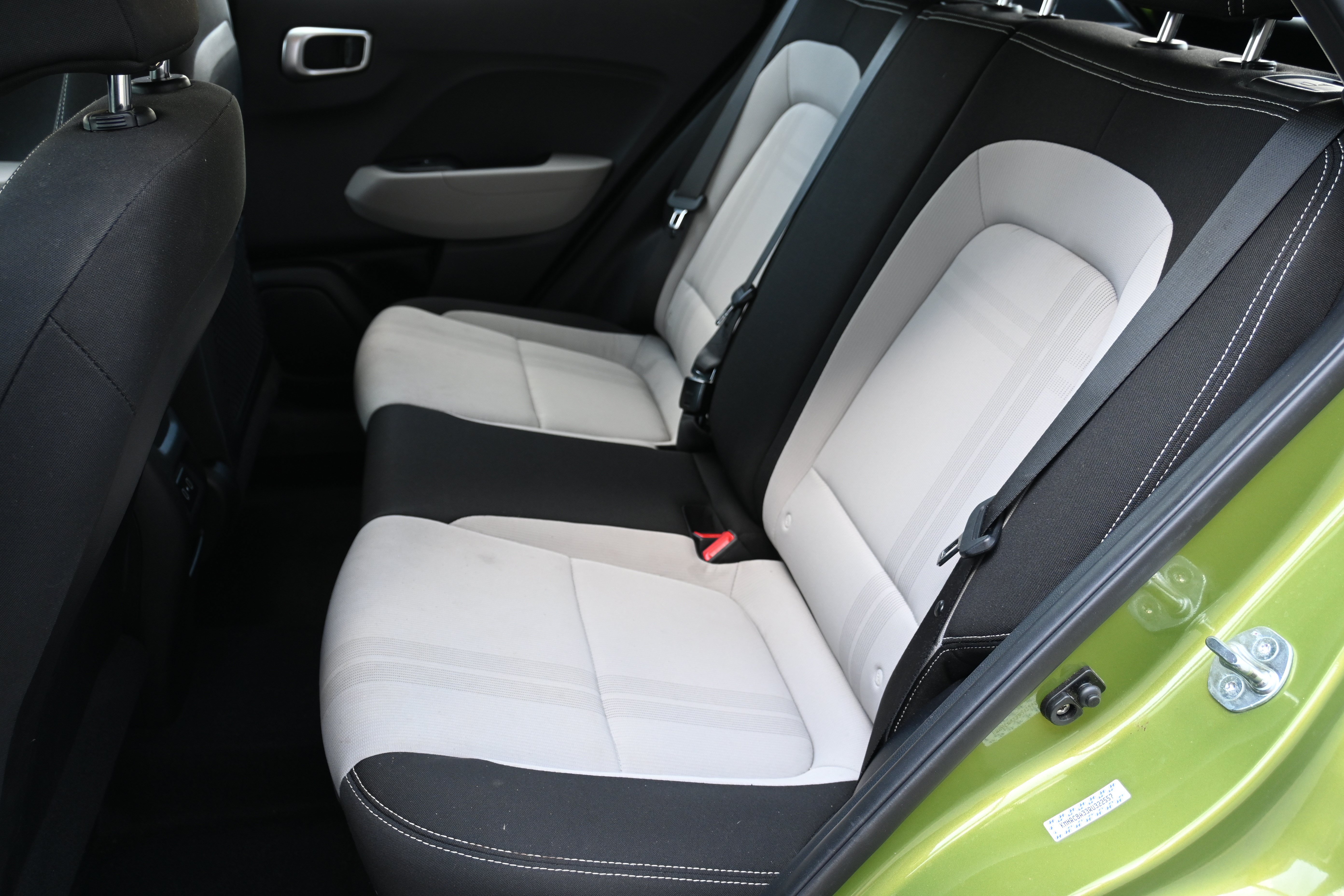 Used 2024 Hyundai Venue SEL FWD image 30