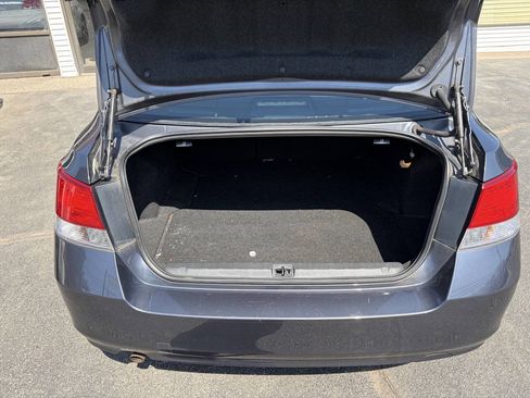 Used 2014 Subaru Legacy 2.5i AWD/4WD image 15
