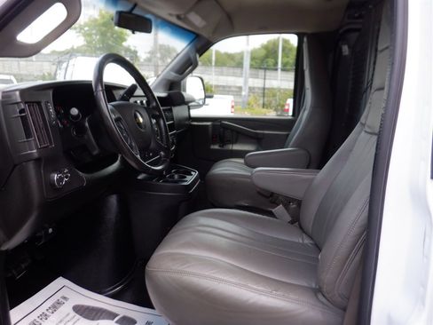 Used 2020 Chevrolet Express 2500 w/ Communications Package RWD image 13