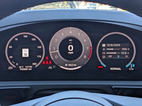 Used 2024 Porsche Cayenne S image 16