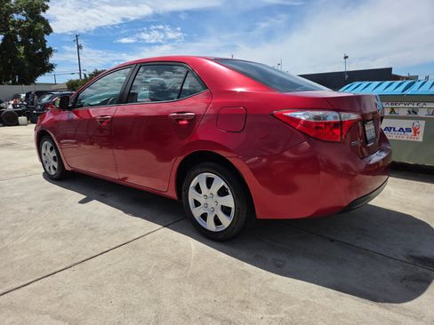 Used 2014 Toyota Corolla LE FWD image 2