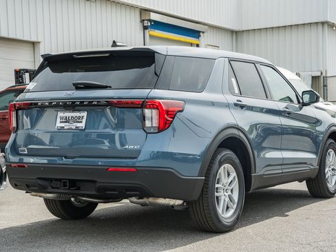 New 2026 Ford Explorer Active image 4