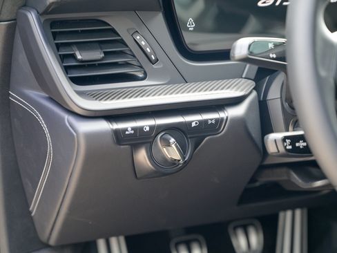 Used 2026 Porsche 911 GT3 image 22