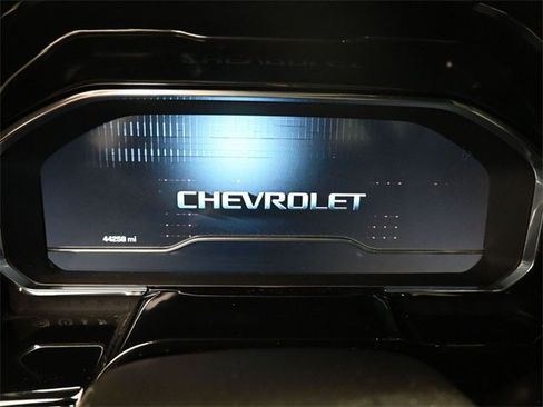 Used 2024 Chevrolet Silverado 2500 LTZ image 11