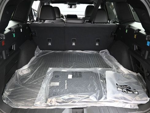 New 2026 Subaru Outback Limited AWD/4WD image 19