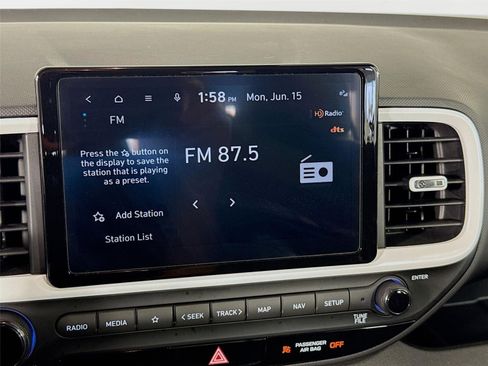 Certified 2023 Hyundai Venue Limited w/ Cargo Package FWD image 14