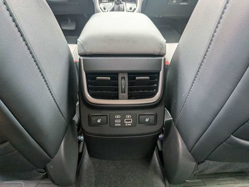 Used 2025 Subaru Outback Limited w/ Popular Package #2 AWD/4WD image 17