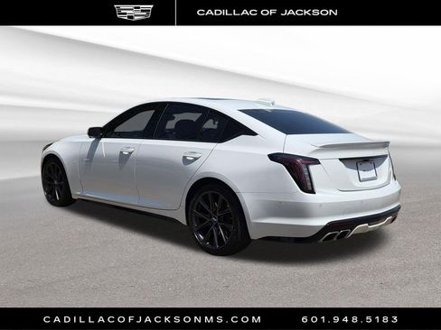 Certified 2025 Cadillac CT5 V w/ Technology Package RWD image 6
