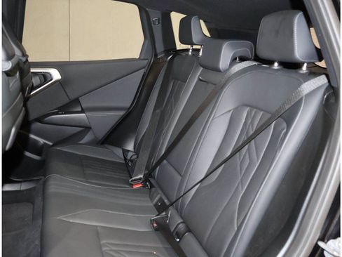 Used 2025 BMW X3 xDrive30i AWD/4WD image 17