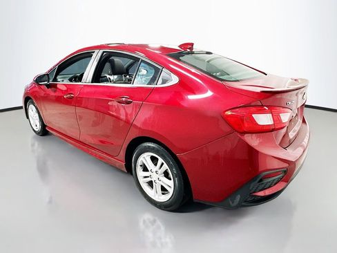 Used 2017 Chevrolet Cruze LT w/ Sun And Sound Package image 6