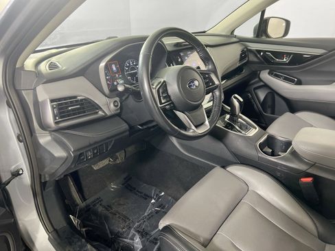 Used 2022 Subaru Outback Limited XT image 9