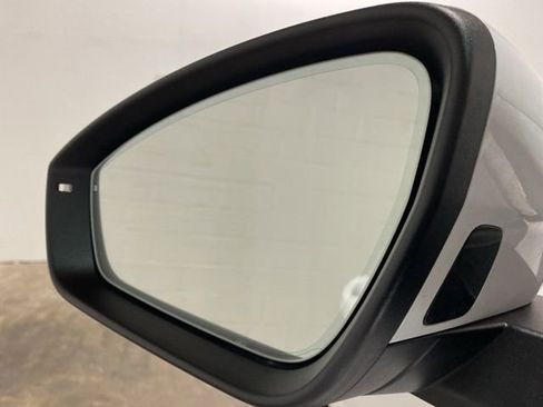 Used 2025 Audi Q5 Premium w/ Convenience Package image 87