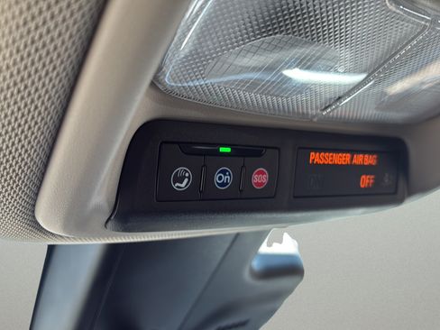 Used 2025 Buick Encore GX Preferred FWD image 37