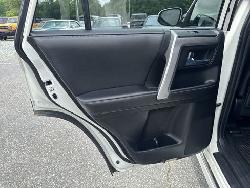 Used 2018 Toyota 4Runner Limited image 30