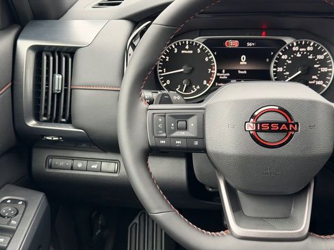 New 2026 Nissan Pathfinder SV image 20