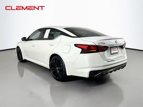 Used 2022 Nissan Altima 2.5 SR FWD image 9