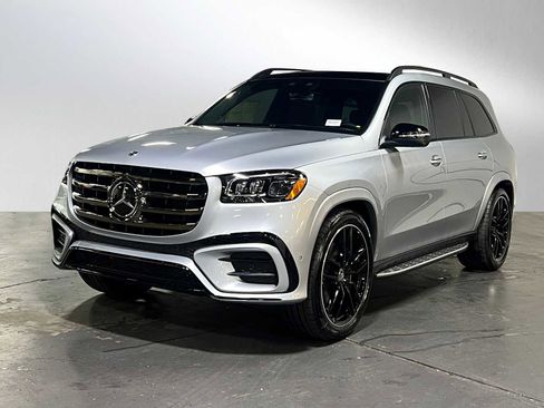 New 2026 Mercedes-Benz GLS 580 4MATIC image 7