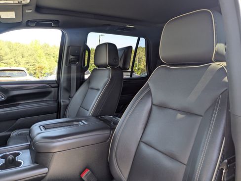 Used 2021 GMC Yukon SLT w/ SLT Premium Package AWD/4WD image 15