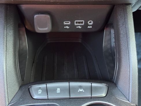 Used 2021 Chevrolet TrailBlazer LT FWD image 27