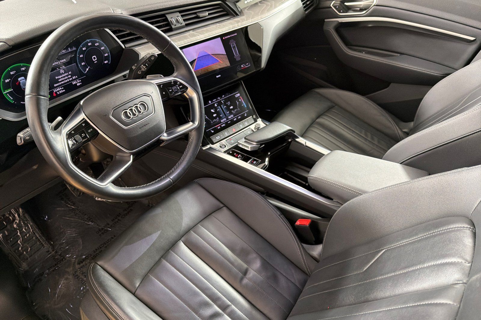Used 2024 Audi Q8 e-tron Premium AWD/4WD image 9