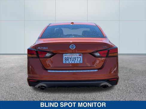 Used 2020 Nissan Altima 2.5 SR FWD image 4