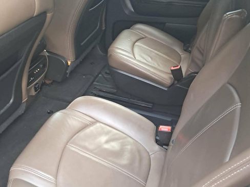 Used 2015 GMC Acadia SLT w/ Open Road Package AWD/4WD image 6