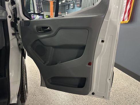 Used 2016 Ford Transit 350 148 High Roof Extended RWD image 9