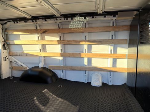 Used 2024 Chevrolet Express 2500 w/ Driver Convenience Package image 16