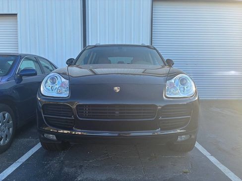 Used 2005 Porsche Cayenne S image 1