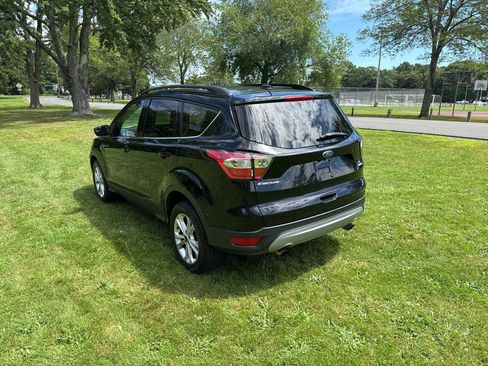 Used 2018 Ford Escape SE AWD/4WD image 16