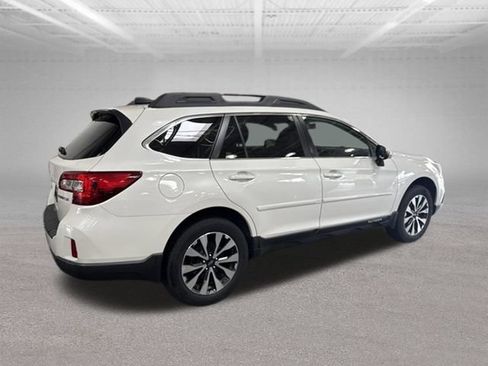 Used 2016 Subaru Outback 2.5i Limited AWD/4WD image 27