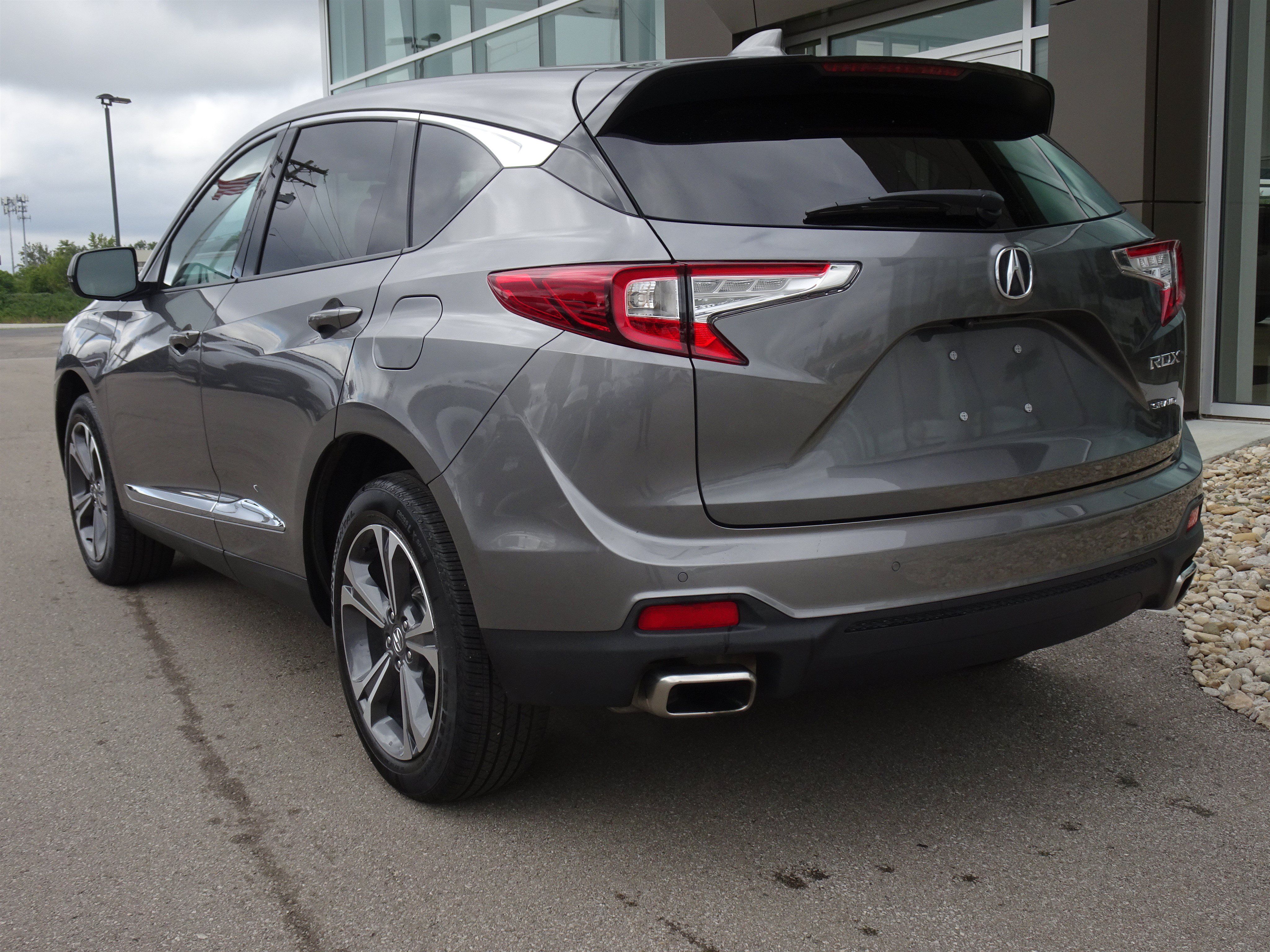 Used 2024 Acura RDX w/ Advance Package AWD/4WD image 3