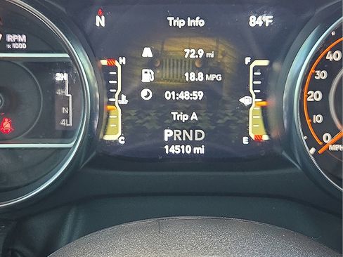 Used 2023 Jeep Gladiator Sport image 24