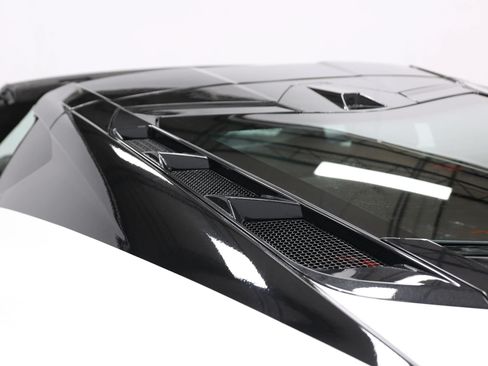 Used 2023 Chevrolet Corvette Stingray Premium Cpe w/ Z51 Performance Package RWD image 68