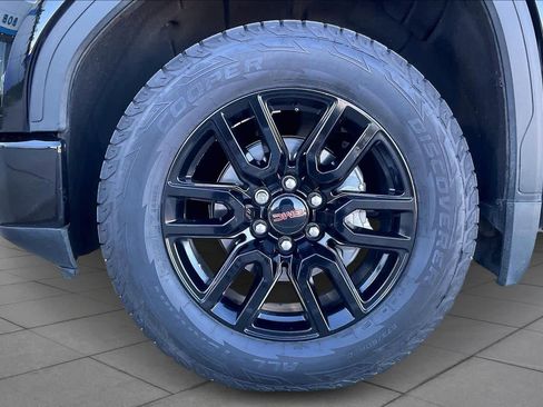 Used 2021 GMC Sierra 1500 Elevation w/ Preferred Package image 12