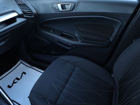 Used 2021 Ford EcoSport SE w/ SE Convenience Package image 12
