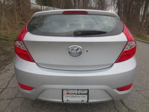 Used 2017 Hyundai Accent SE FWD image 6