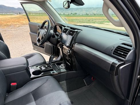 Used 2021 Toyota 4Runner Nightshade AWD/4WD image 39